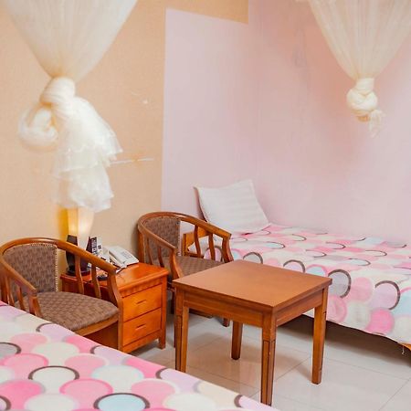 Tigers'S Apartment Hotel Bujumbura Exterior photo