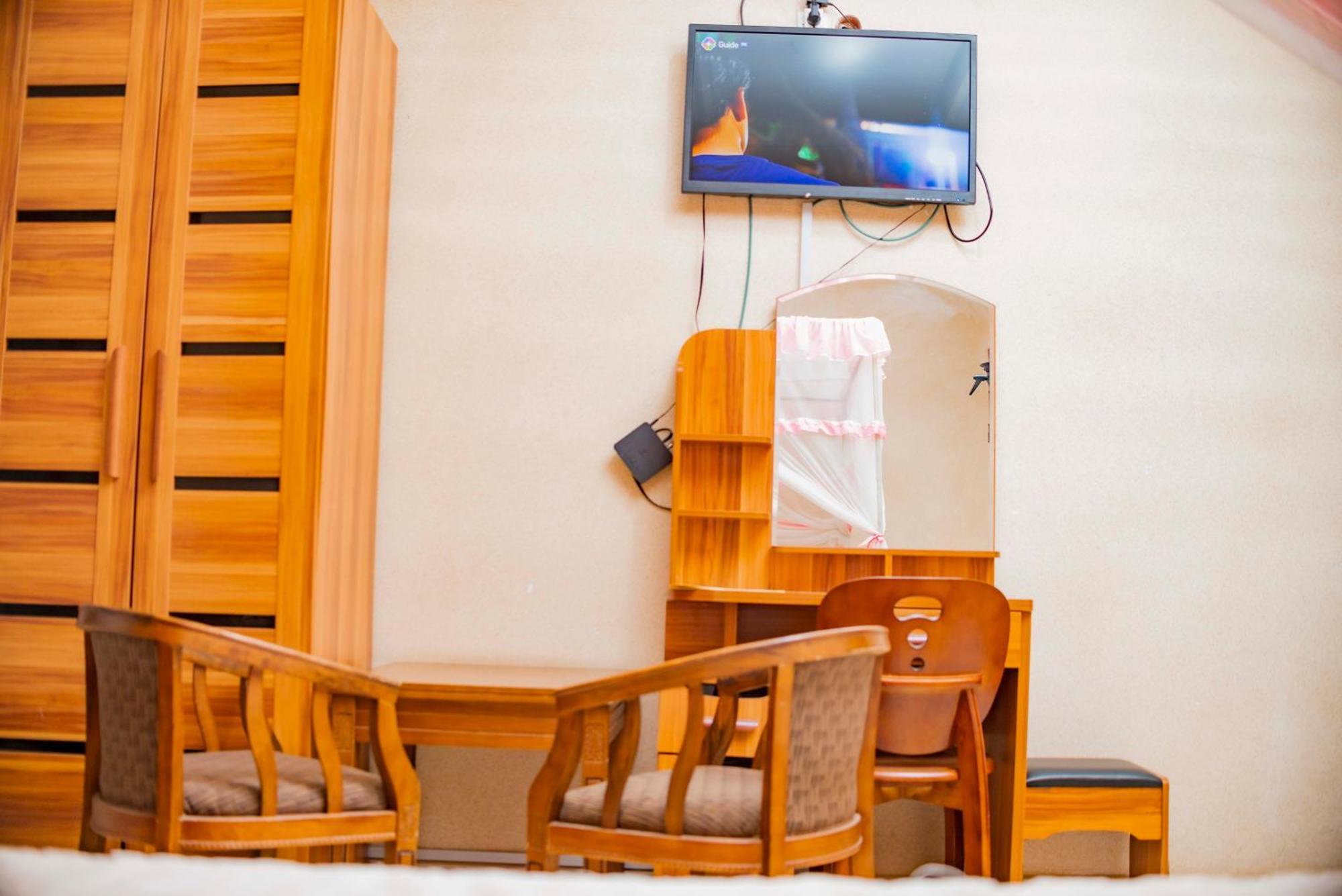Tigers'S Apartment Hotel Bujumbura Exterior photo