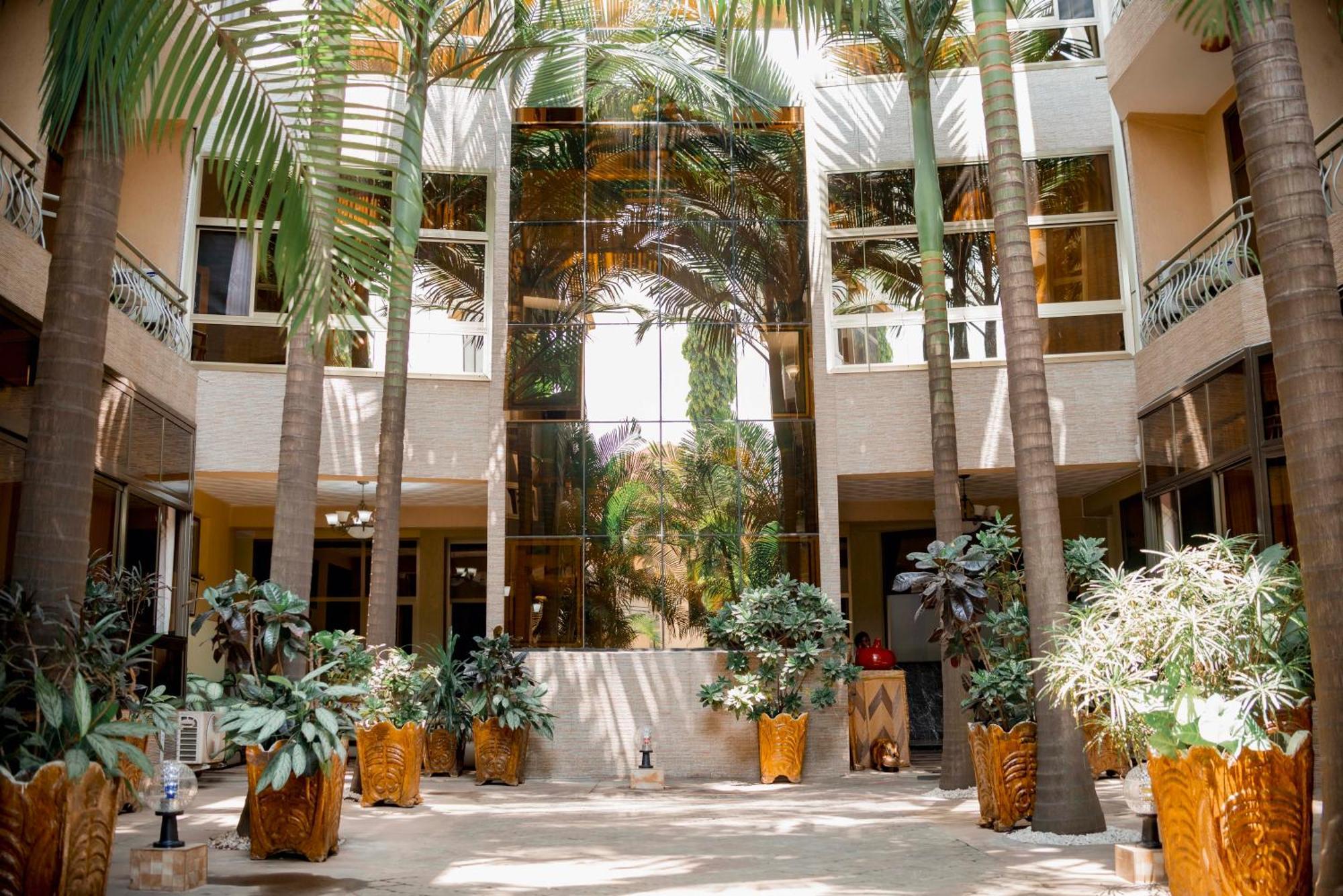 Tigers'S Apartment Hotel Bujumbura Exterior photo